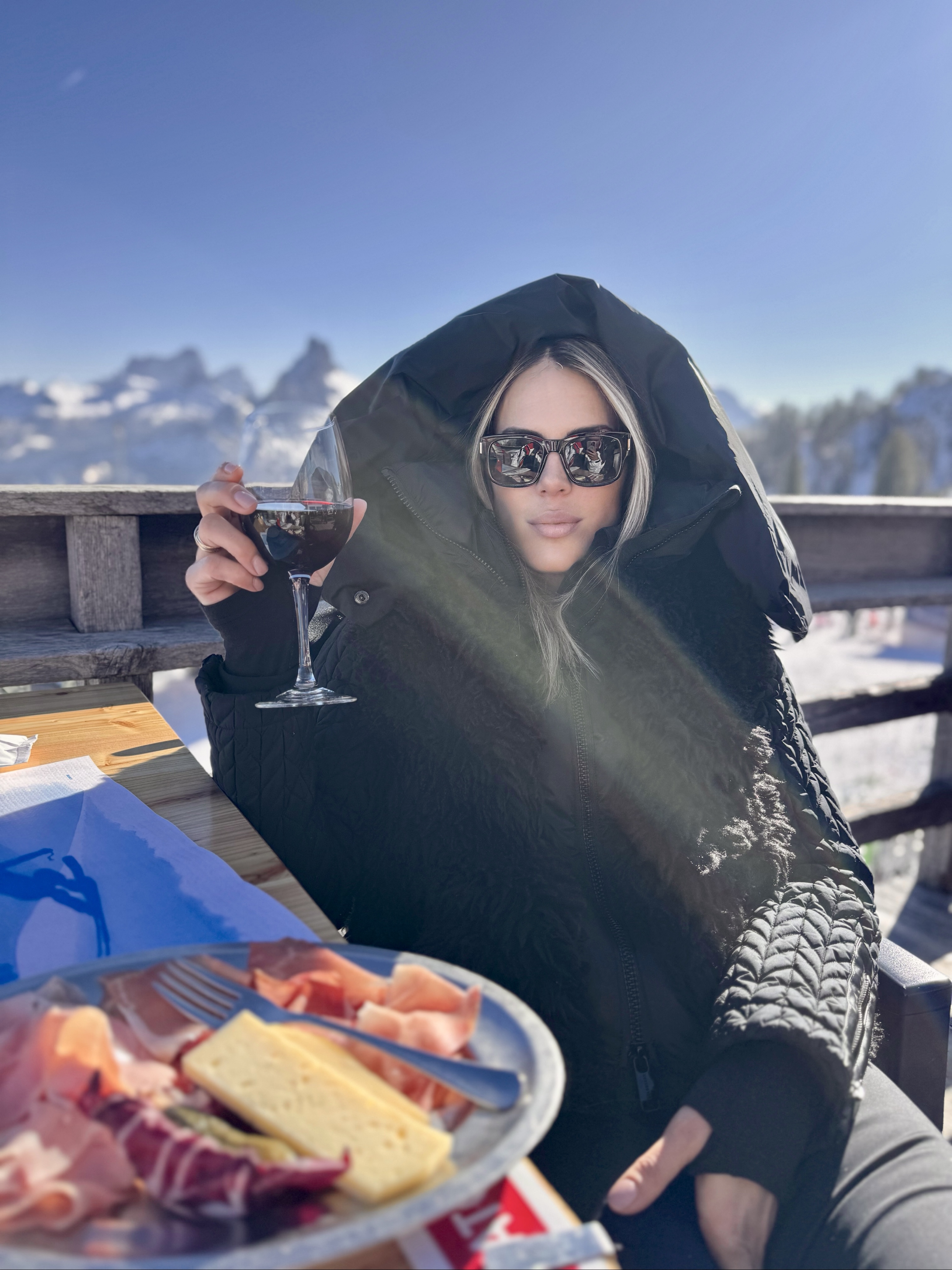 Wine and a mountain lunch in the Dolomites