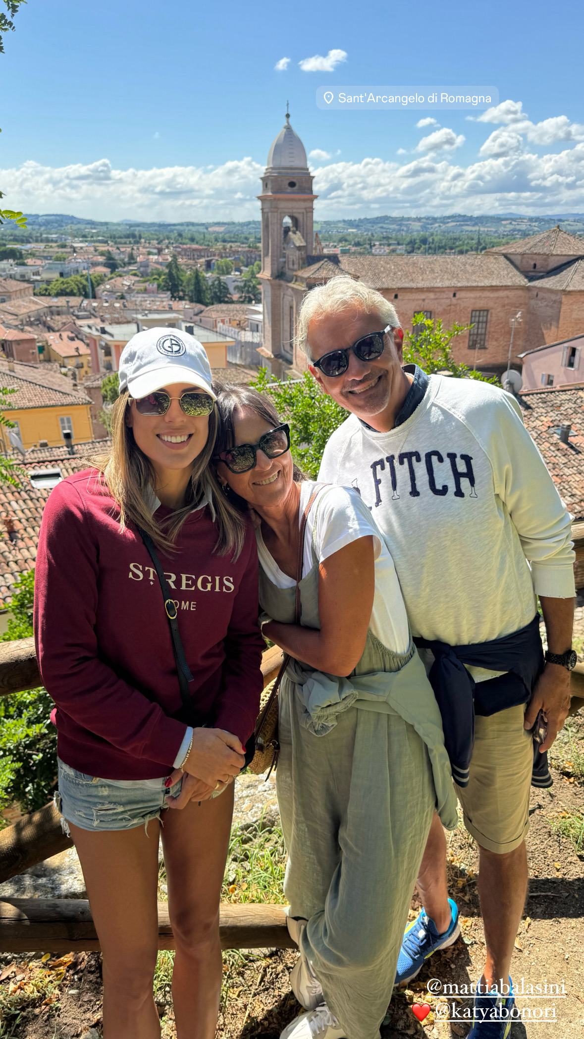 A sunny day in Sant'Arcangelo di Romagna with family